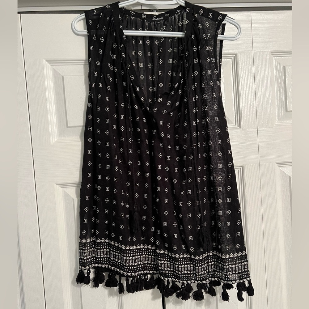 Madewell tassel sleeveless top